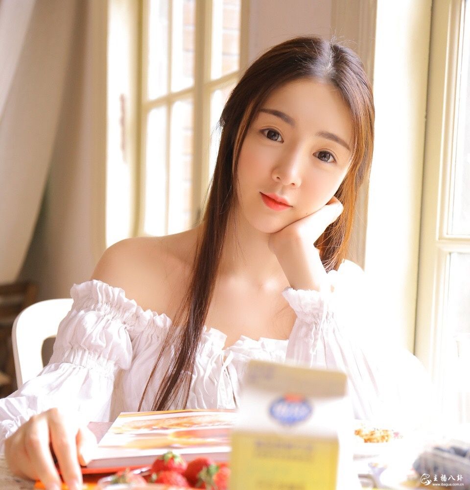 YY话社公会当红美女主播图宝宝高清唯美写真图片集