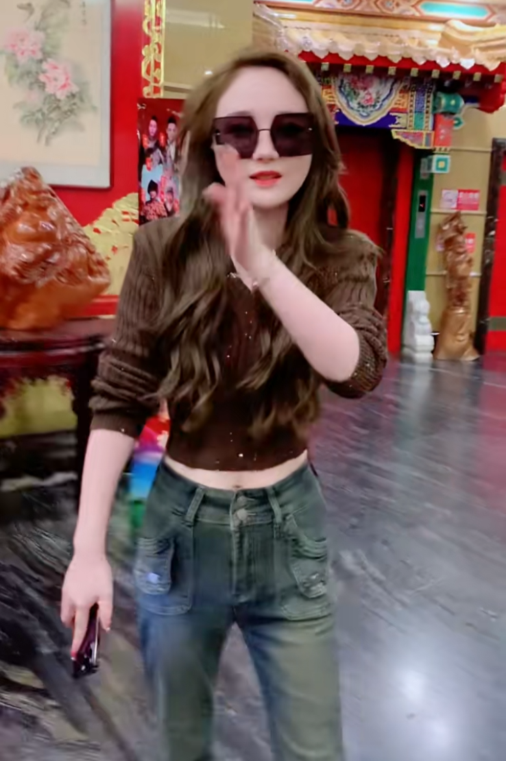 ​沈曼公司亏损已迁回成都，还想继续直播带货，找四川可乐要供应链(图7)