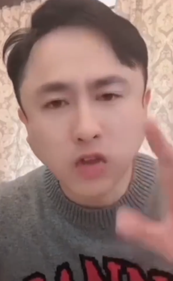 散打哥怒怼辛巴：谁强你怼谁，装干净高大尚！思雨否认吃cp红利(图2)