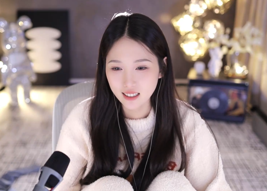 因换衣事故差点“永封”,朴雨彬解封不敢跳舞,被告知要谨言慎行(图2)