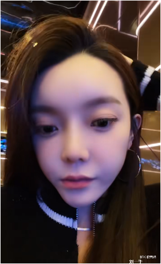 崔阿扎回应被催婚，得先有男朋友，木梳回应没结婚，会偷摸处个对象(图2)