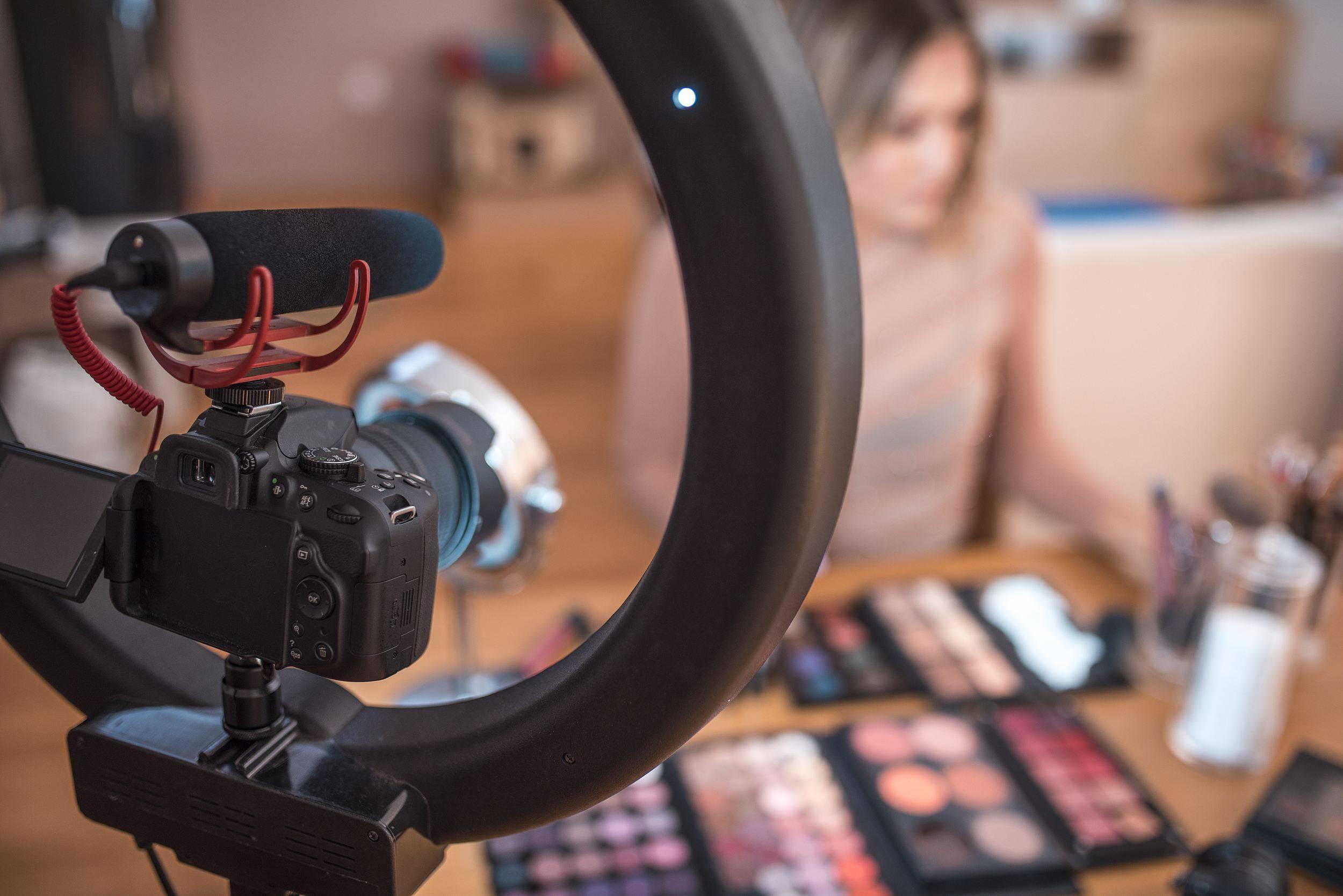 找准赛道：新手如何选择适合自己的网络平台(图1)