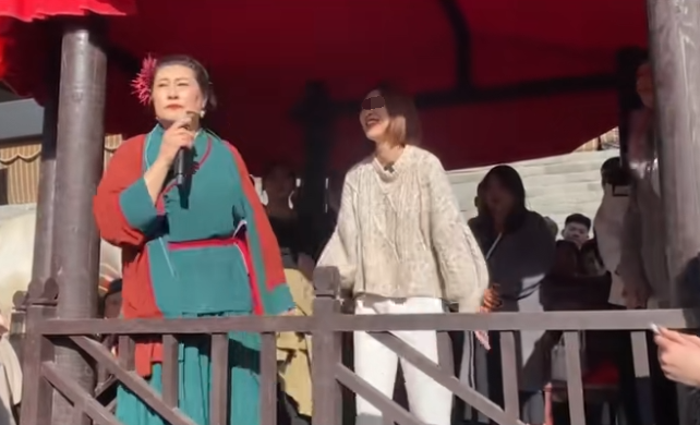 蹭流量被开封王婆赶下台?女网红遭受网暴回应,保留证据追究到底(图5)