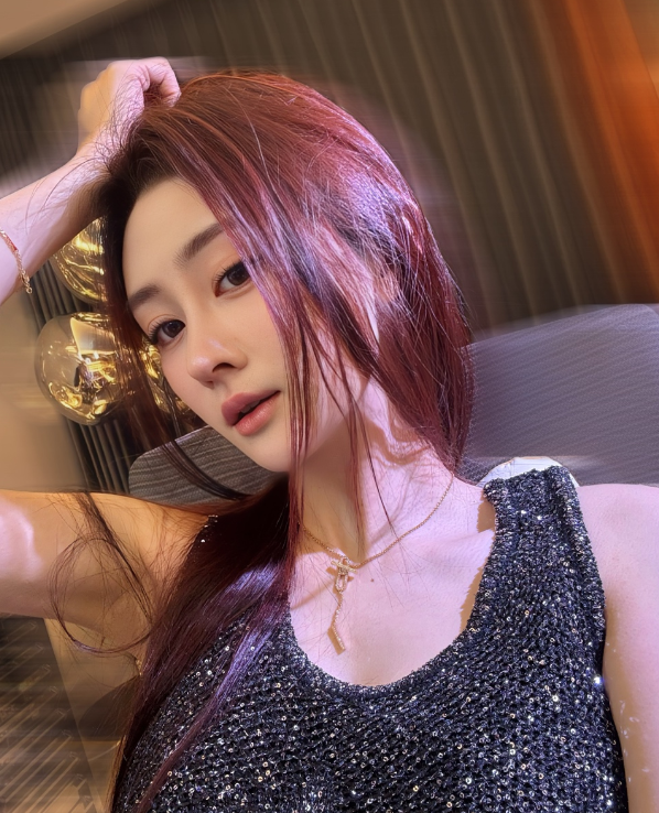 1男14位女主播，YY大手笔扶持腰部公会，众美女齐聚星战荣耀夜(图6)