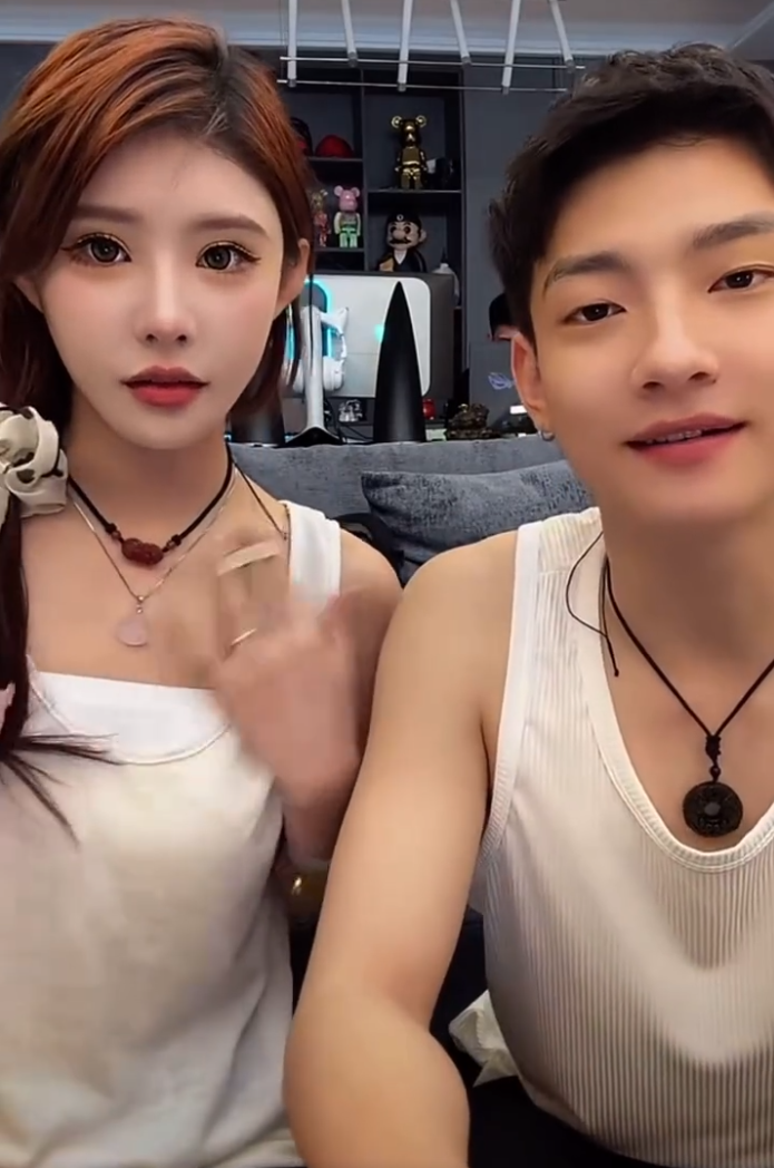 巴扎黑说二驴本来是可以回归的，梦瑶否认婚内出轨，当时还没在一起(图5)