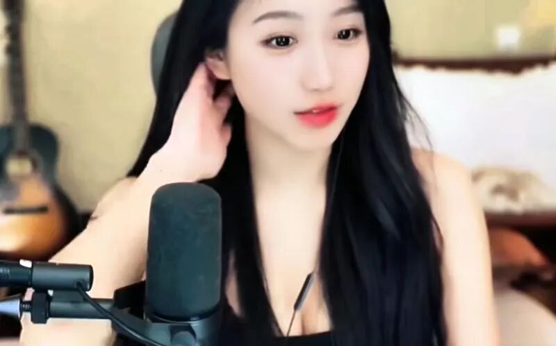 如今只剩500人气，小深深爆料离开斗鱼原因，小破站给得太多了(图4)