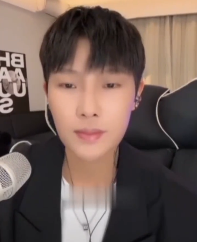 朴洛熙和孙凯乐又和平分手了,二子爷直言祁天道现在是全网公敌!(图1)