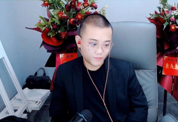 不原谅!刘一手二郎不再是师徒,认识三天闪婚?网红攀娘允儿领证(图7)