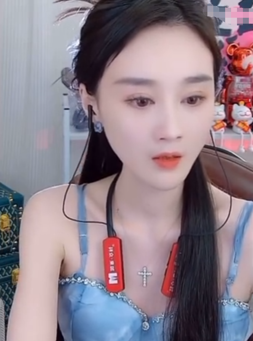 沈曼落泪怒斥ks官方不公！用低价国货化妆品？文静：国货很好用(图5)