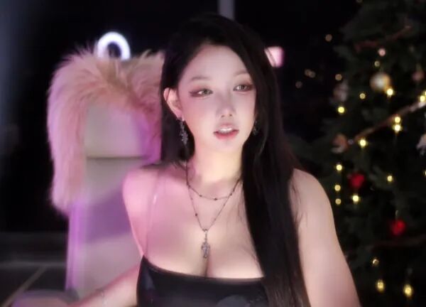 靠跳舞赚钱并不羞耻，米娜不想伤害自尊，不会更“进一步”发展(图4)