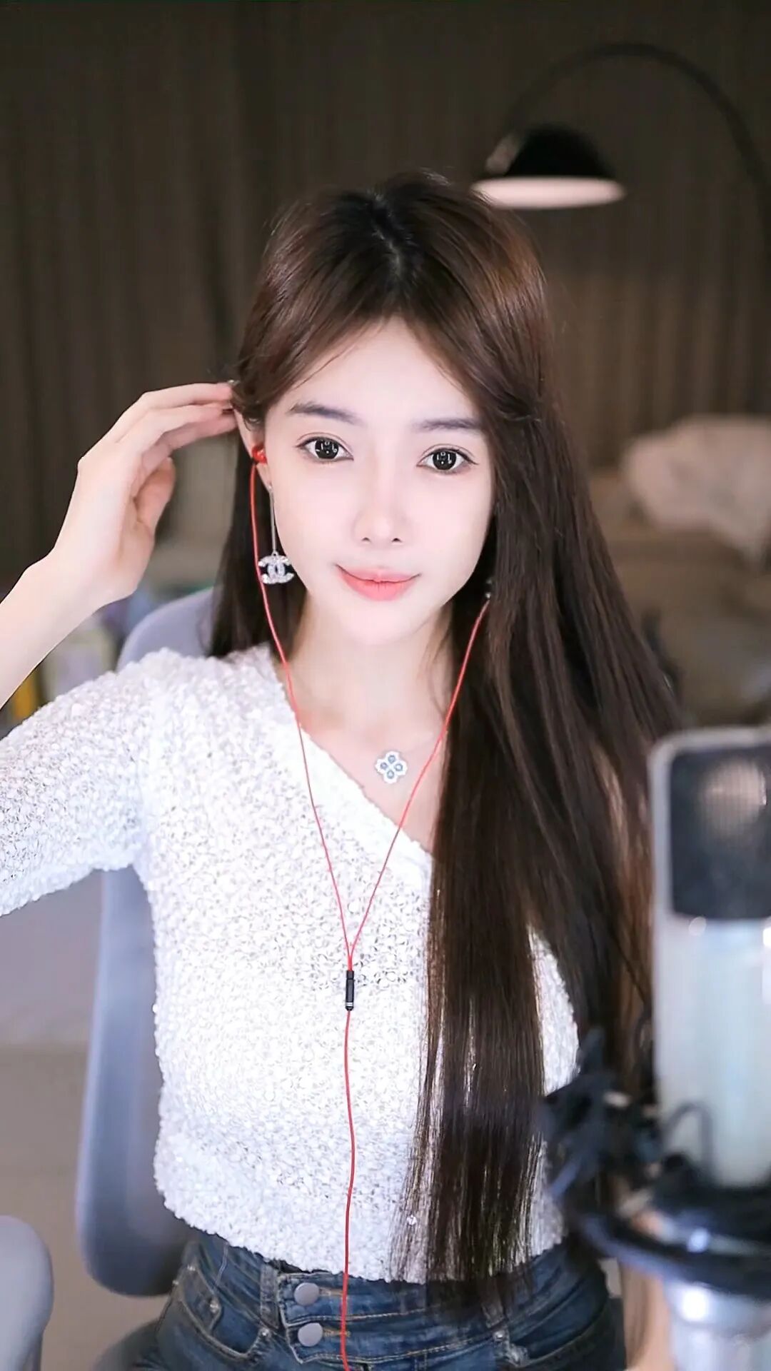 大佛再次强调：买芮甜甜不亏钱！玄律被踢出了心悦主播群？(图2)