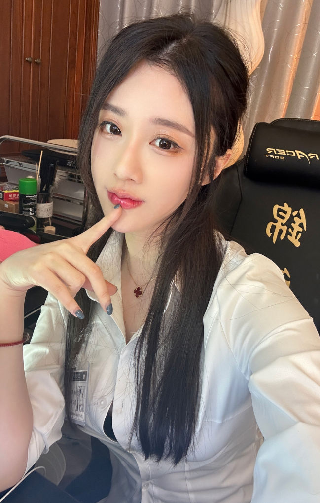 轩子巨2兔自曝直播没工资，本就不是本职工作，礼物是付出的反馈(图3)