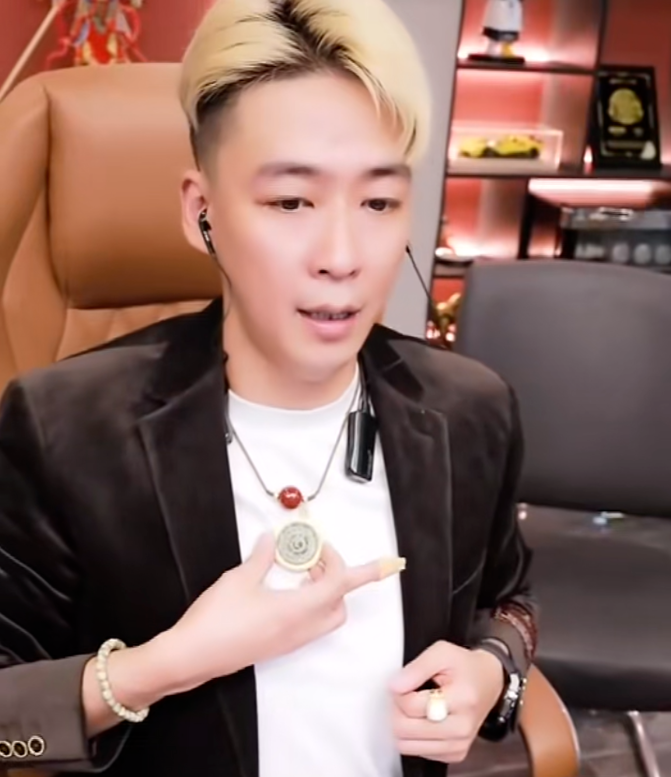 刘一手回应天佑值多少，没2亿签约费不会签，粉丝：还活在过去？(图3)