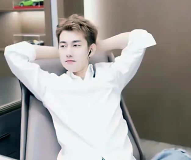 头条开赛前震慑阿哲？YY发布处罚通报，初恋涵夏可可500万违约金(图4)