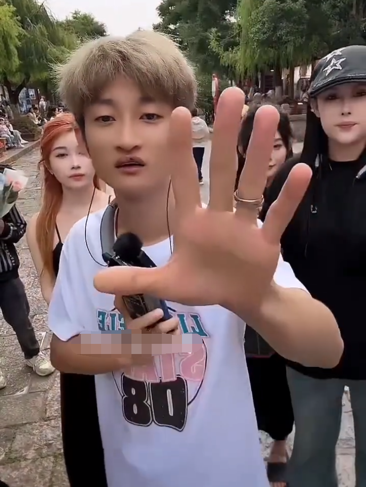 祁天道强势回应辛巴:各自安好!“那个女人”直言某鱼快倒闭了(图2)