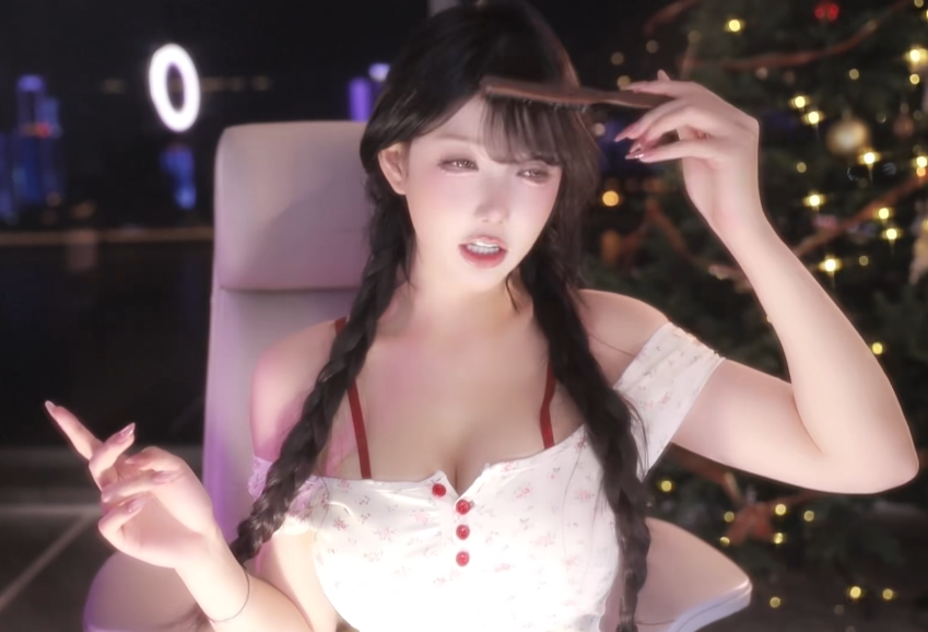 在斗鱼能穿得“好看”一点跳舞,米娜自曝合约内容,续约了12年?(图5)