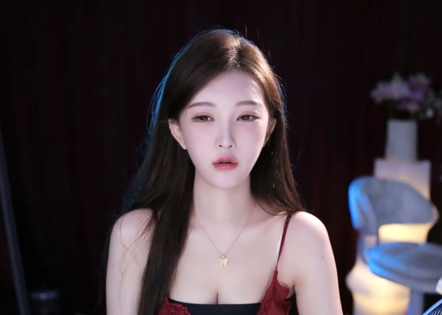 给大哥录制“专享版”视频，南妹儿筹备周年庆，刷超火就能得到(图2)