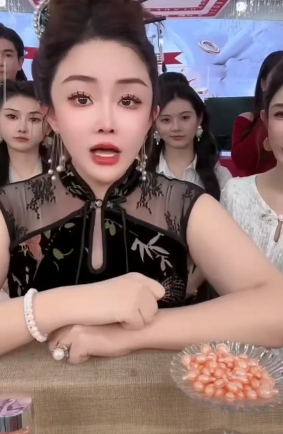 初瑞雪怼巴扎黑起节奏波及自己！巴扎黑点名开皮辛选鹿，你一家独大了？(图4)