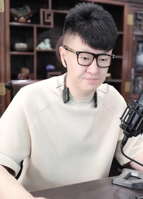 大佛接手国威差点失败，是YY拯救了自己，若浅蓝接手心悦，能来一半以上主播(图1)