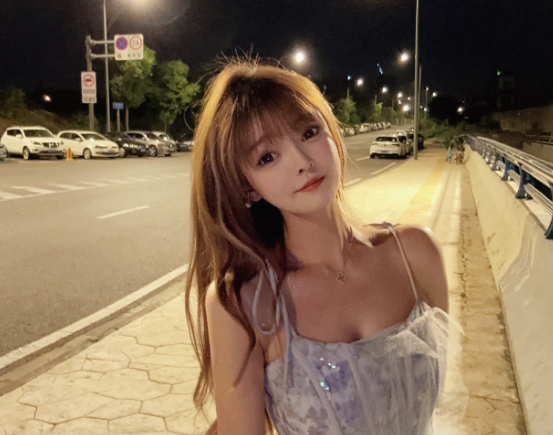 YY年度盛典完美收官,颜可、AK圆梦巅峰男女主播,新人有更多机会(图12)