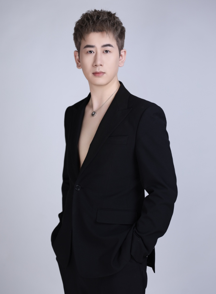 YY年度盛典完美收官,颜可、AK圆梦巅峰男女主播,新人有更多机会(图4)