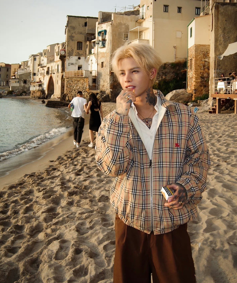 殷世航称留完学去乡村做支教?阿哲一开始想来快手的,曾豪刷500万(图3)