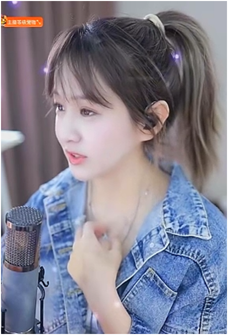 文儿喊话YY开价8000万续约?花百万撕小炸串要30万,感谢傲娇美借钱(图1)