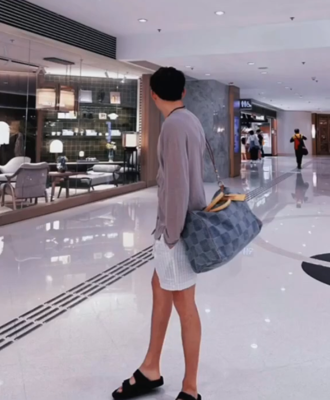 天佑重申自己的“身份”，开直播只是为了聊天，催急了就注销账号(图3)