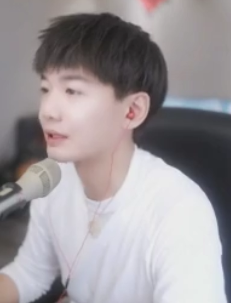 三只羊小杨哥被冻结51万股权?浅蓝自曝老婆是播音系高材生(图3)