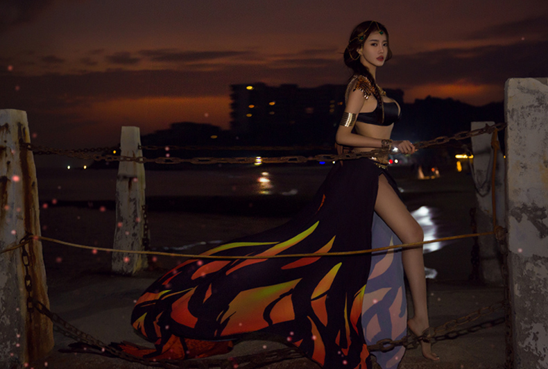 YY人气美女主播芮甜甜性感生活写真照片第8张