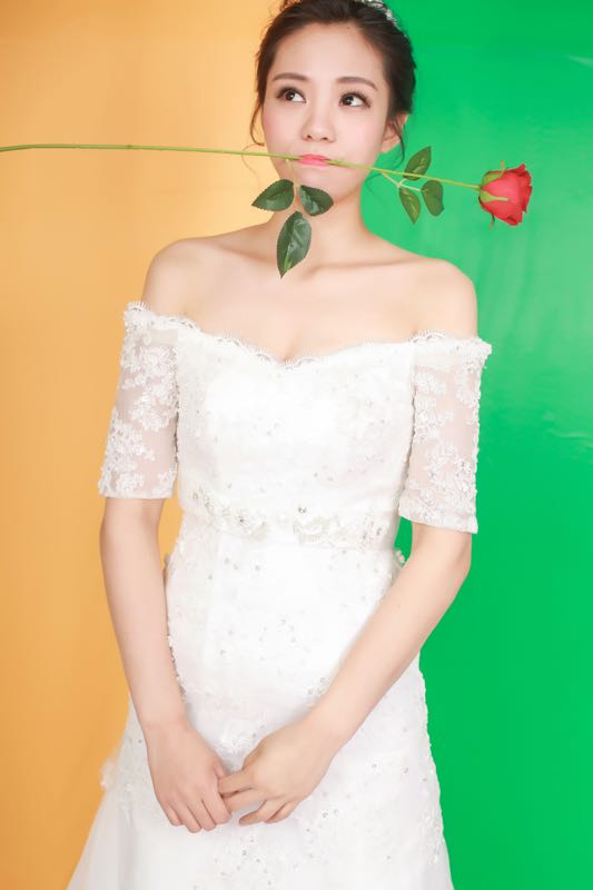 yy美女主播吹弹可破清澈美女饭宝宝美照第6张