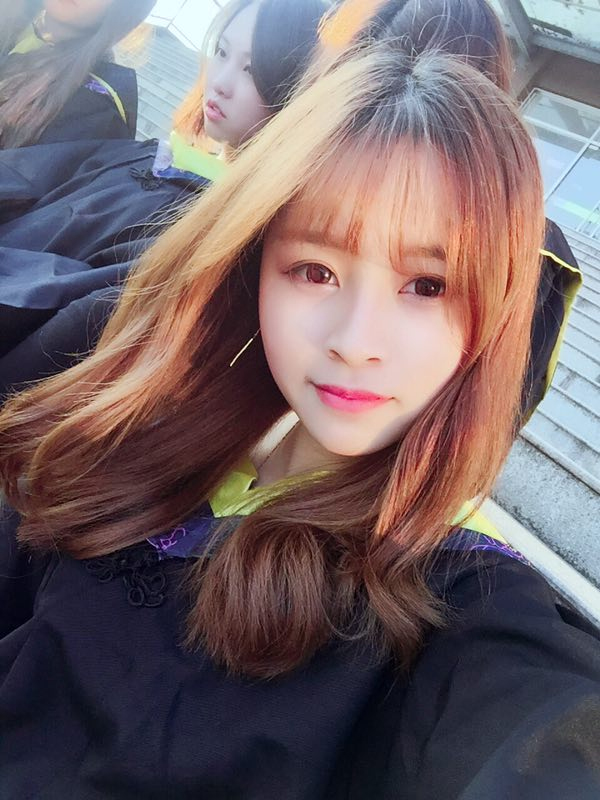 yy俏皮与大胸相结合—美女主播灵儿美照来袭！第10张