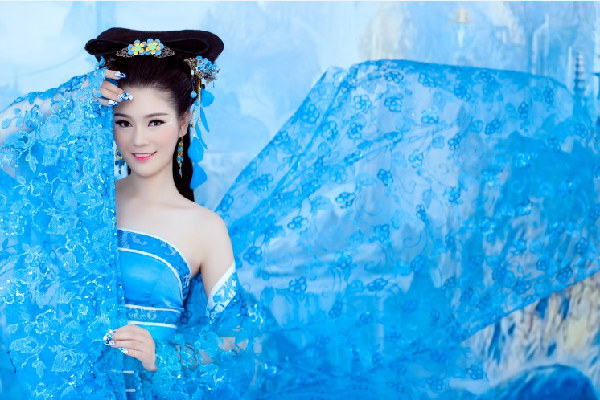 古风也诱人？别无所求只想舔屏！yy美女主播薇薇安写真第6张