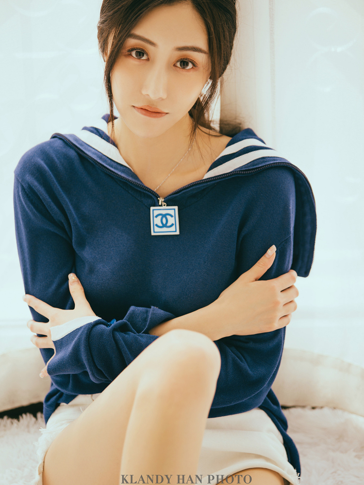 快手红人许多语儿高清写真照片！第5张