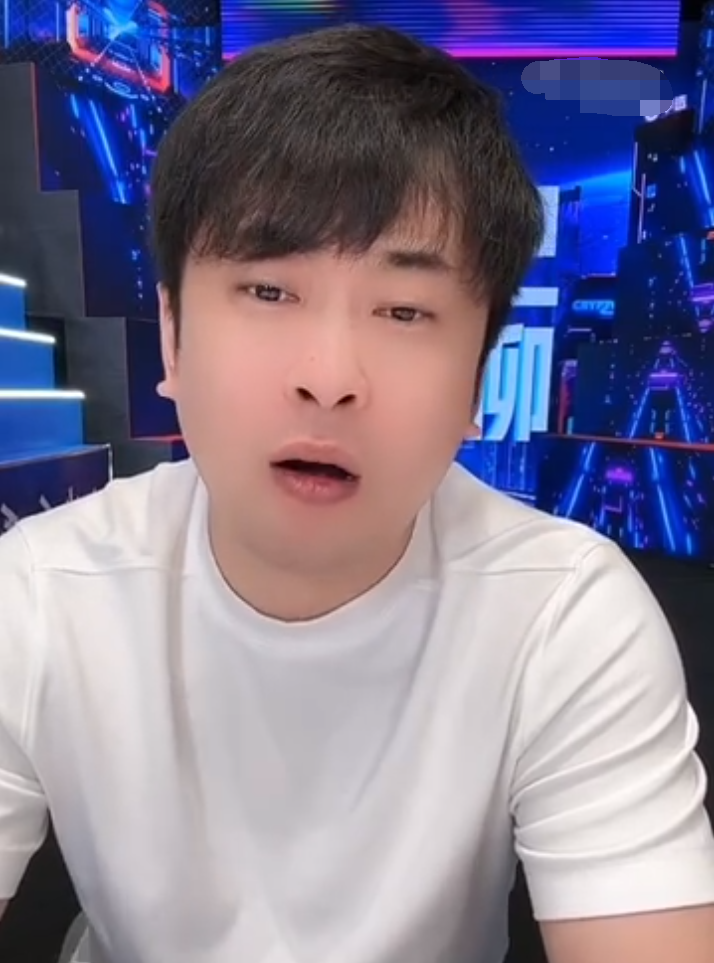 辛巴谈捐款，我爱祖国可以奉献生命！女儿亮相害怕受到伤害提前放话(图1)