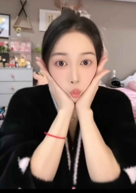 600万粉丝仅剩4万?吴柳芳再被“制裁”处罚,所在公会被限制后台(图6)