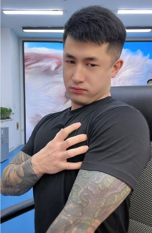 仙洋心疼如意，表态没想过回来！殷世航让女友傲娇美给自己生小孩(图1)