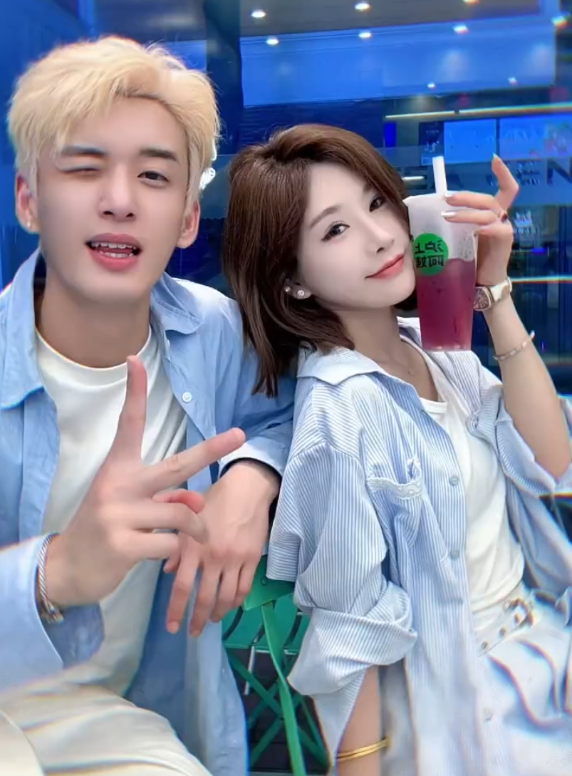 王杉杉否认和杜明远谈恋爱？小天天奔赴哲领？师父大佛祝福(图1)