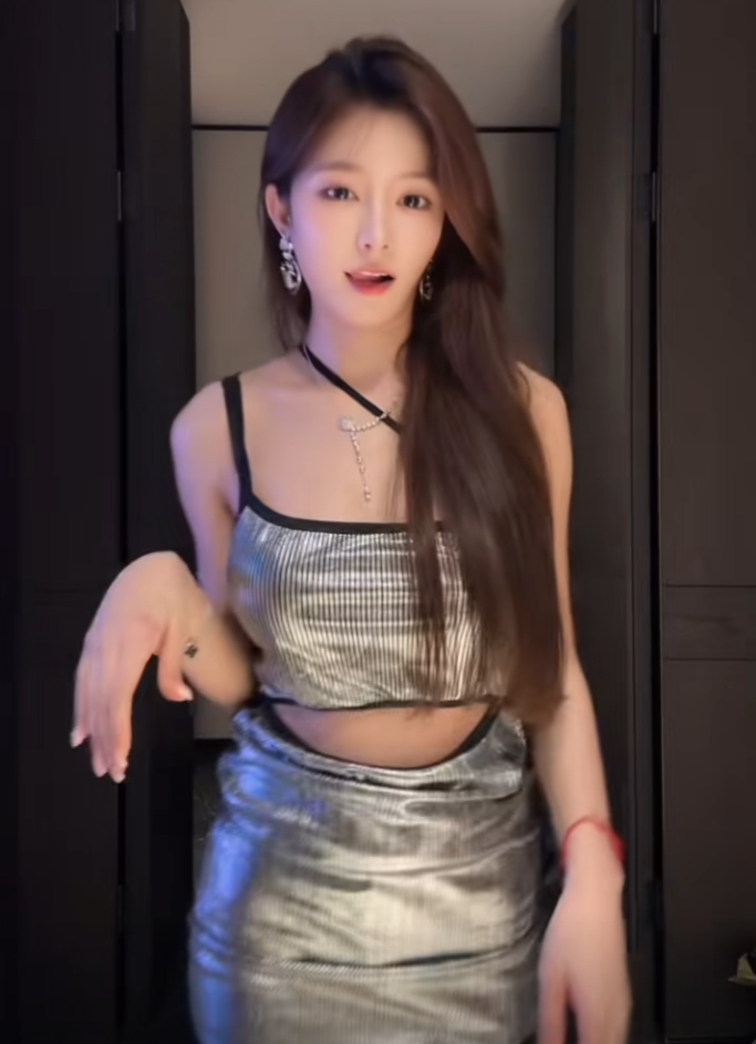 王杉杉否认和杜明远谈恋爱？小天天奔赴哲领？师父大佛祝福(图7)