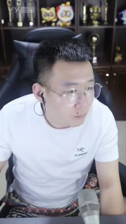 子谦哥1000万给徐梦尧拿擂主？玄律评价小白龙，没坏心眼可连麦(图4)