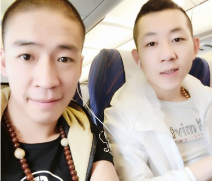 李舒克被仙洋揍是刘一手王小源害的？辛巴：离开快手我不会去任何平台(图2)