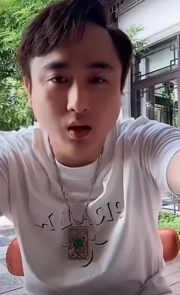 散打哥:要培养10位月入10万保安!刘二狗嘲讽张二嫂没格局心眼还小(图2)