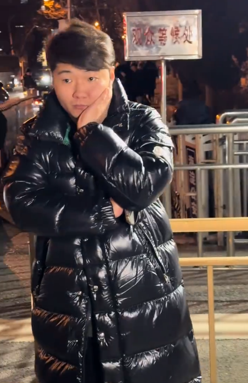 李嘉欣回应网友“知三当三”?网红主播白小白辟谣没上央视春晚!(图5)