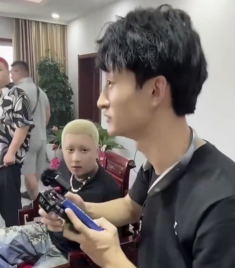 寂寞解释退出pk局，方丈拒绝参加祁天道活动，牌牌琦斥责林木该踢出团队(图2)