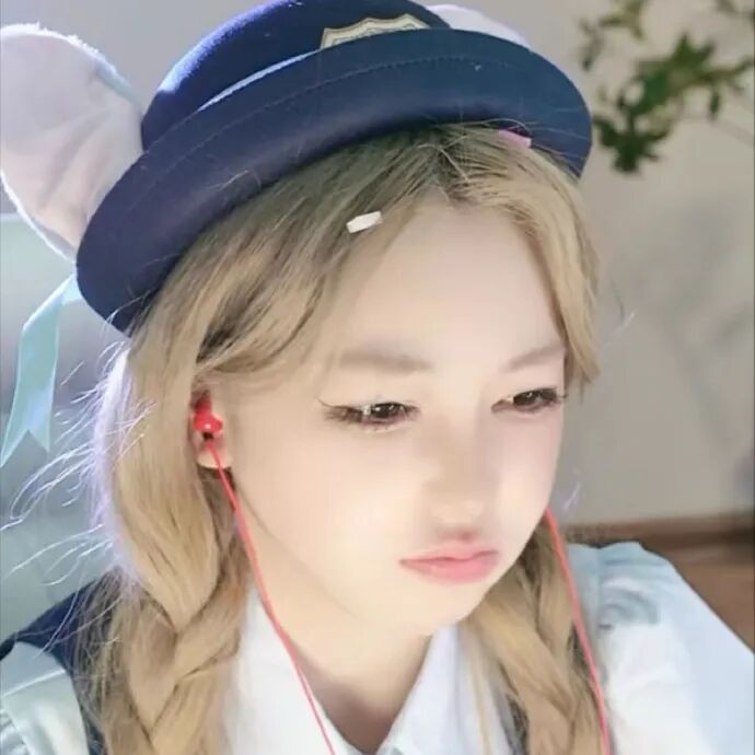 从网络女神到“阿姨”，刘飞儿已迈入30岁，坦言彩礼只要20万(图6)