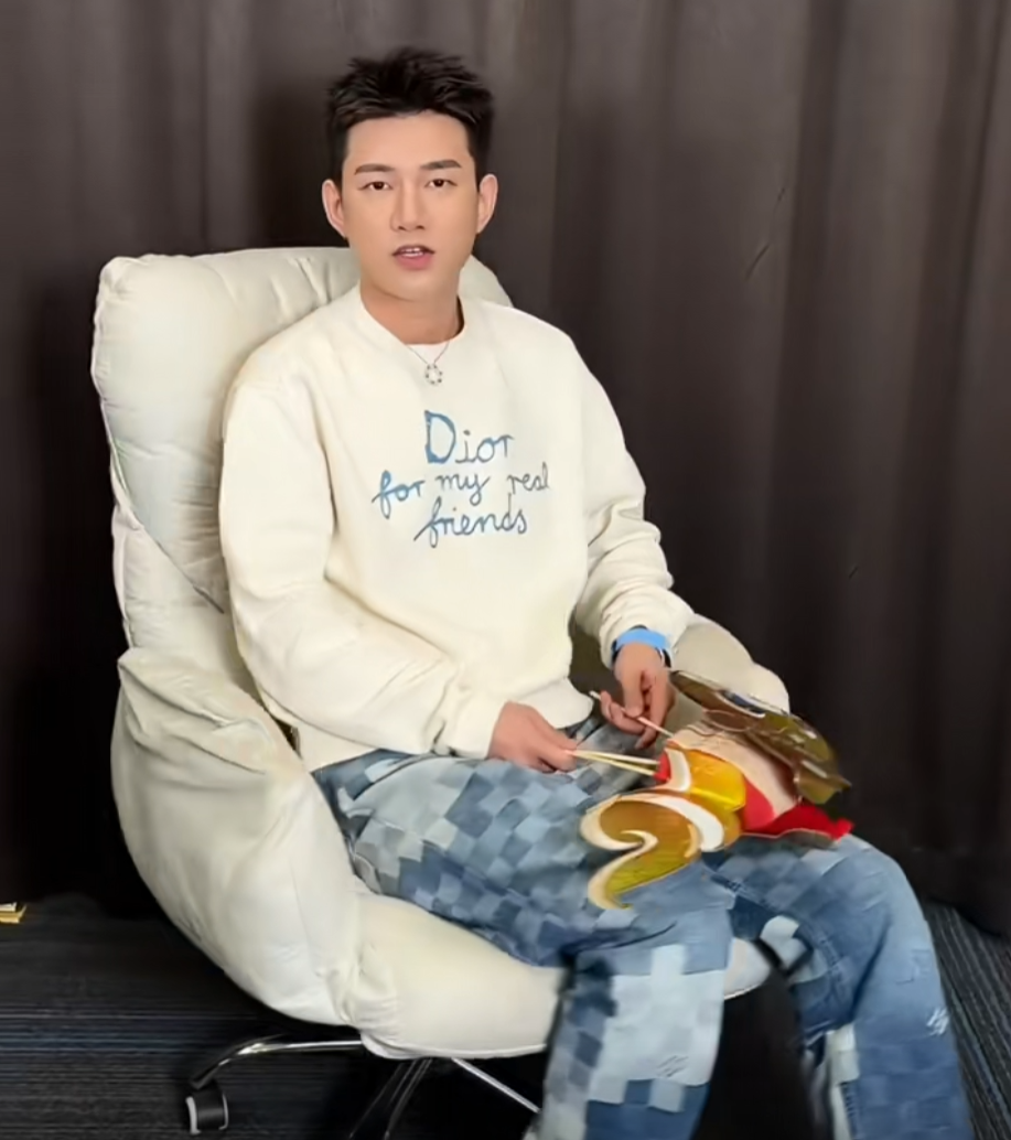 阿哲谈天佑崔阿扎婚讯:会买个包随礼,自曝“单身”两年后悔结婚(图4)