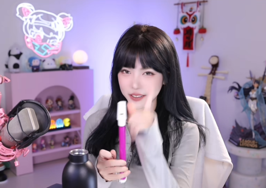 爸爸看到擦边会不会尴尬?周淑怡直言他很开明,跳擦玻璃都没事儿(图4)