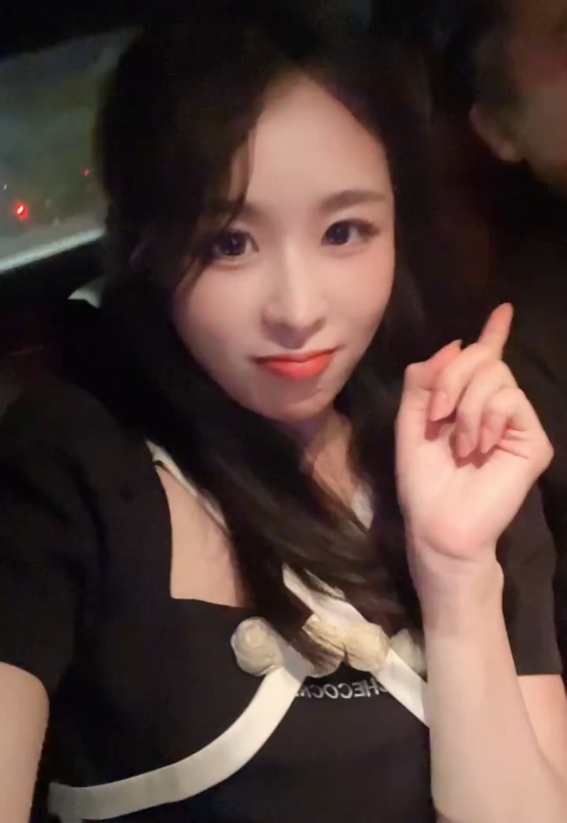 散打哥狂夸自家孩子：背后功臣真真姐？​初瑞雪回应怀孕传闻：是胖(图3)