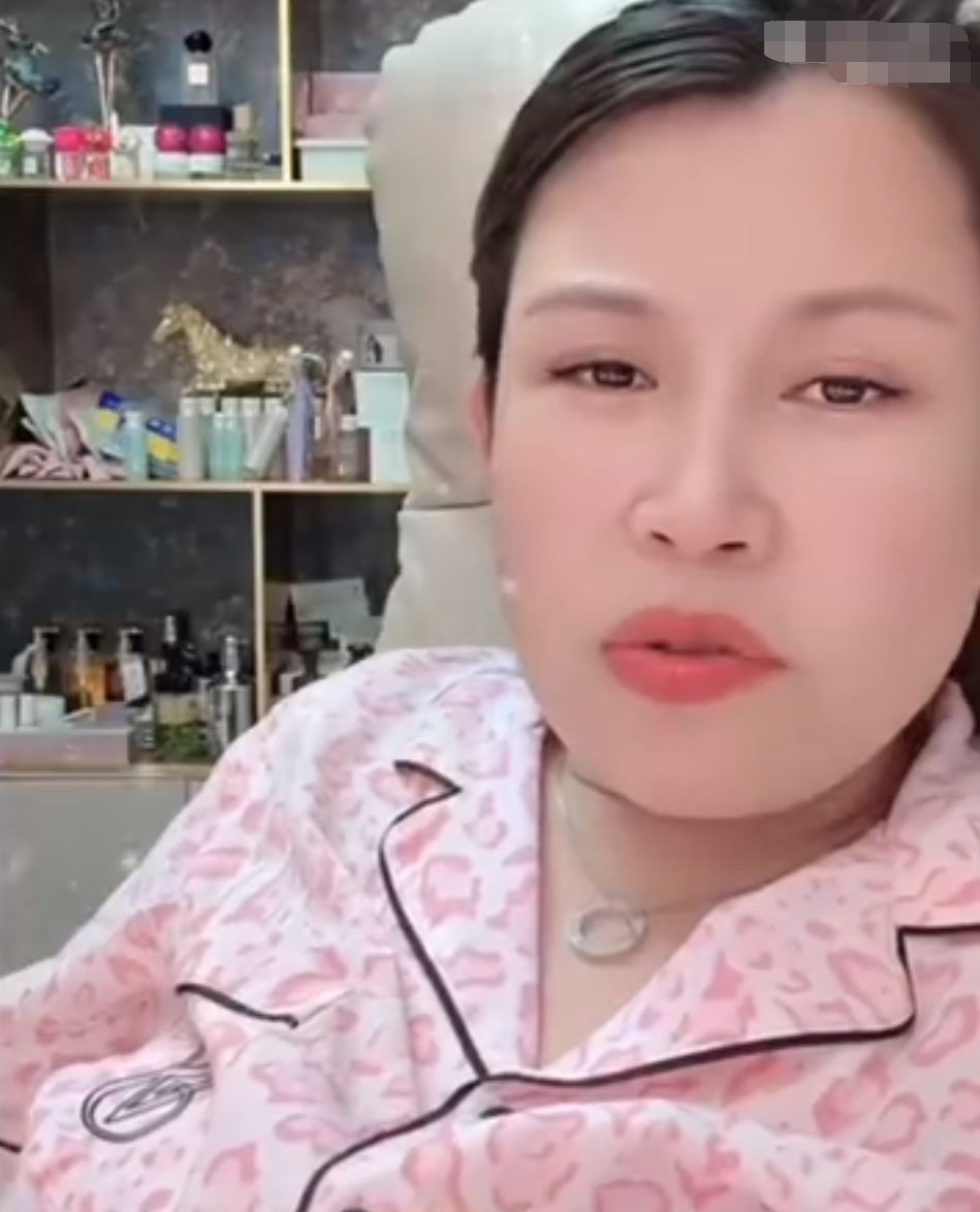 行走的ATM？驴姐爆亲戚没钱都找二驴要？牌牌琦“训徒”：拒绝剧本不会转平台！(图1)