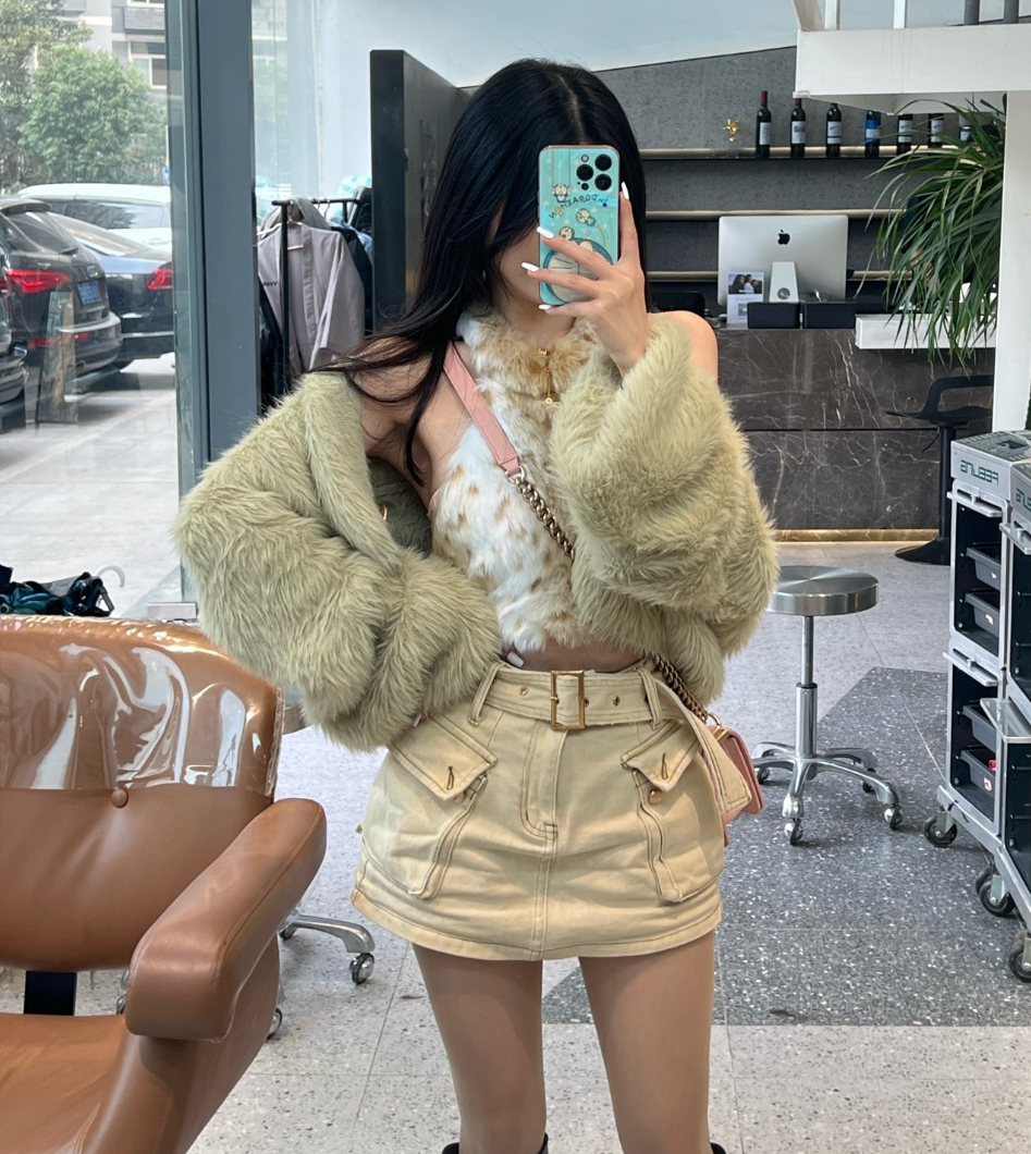 豪刷300万换不来一个牵手？直播间的爱情到底值多少钱(图3)